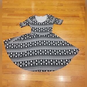 LuLaRoe Nicole Dress, Black & White Tribal Design, size 2XL